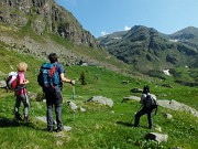 20 Sguardo indietro alla Malga Gaffione  (1825 m) e ai Monti del Matto e Pertecata